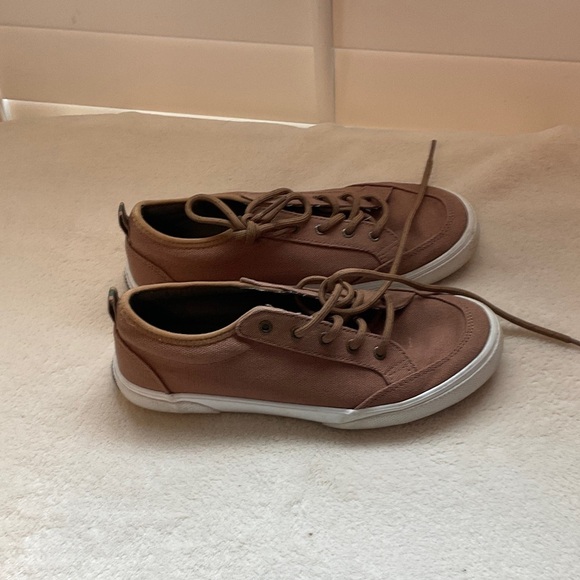 Sperry Men's Tan Canvas Sneakers - Picture 5 of 9